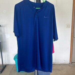 Nike dry fit Henley